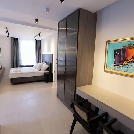 Adriale 4*